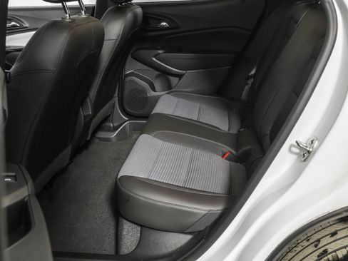 Used 2024 Chevrolet Trax LT w/ Driver Confidence Package image 36