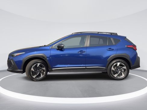 Used 2024 Subaru Crosstrek 2.5i Limited AWD/4WD image 4