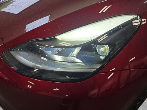 Used 2024 Tesla Model Y Performance AWD/4WD image 29