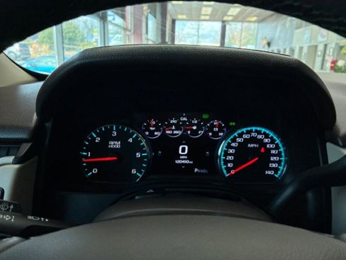 Used 2018 GMC Yukon Denali w/ Denali Ultimate Package image 24