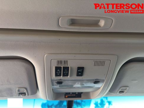 Used 2012 GMC Yukon Denali RWD image 6