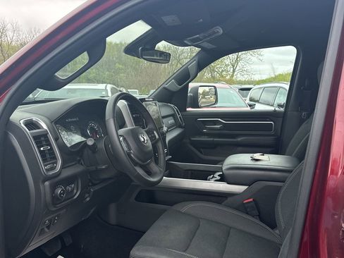 Used 2025 RAM 1500 Big Horn AWD/4WD image 9