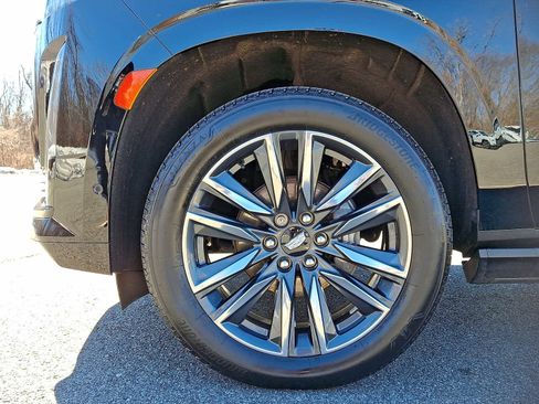 Used 2022 Cadillac Escalade Sport w/ Touring Package image 8