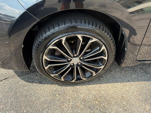 Used 2015 Toyota Corolla S FWD image 56