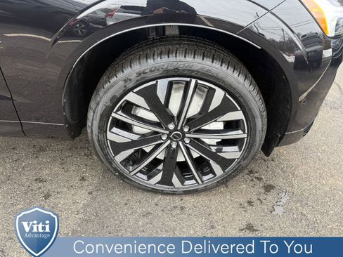 New 2026 Volvo XC60 T8 Ultra w/ Protection Package Premier AWD/4WD image 10