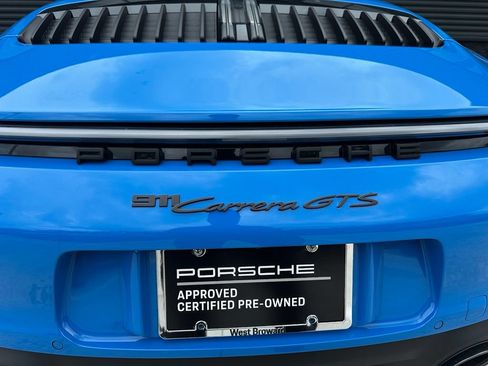 Certified 2023 Porsche 911 Carrera GTS RWD image 17