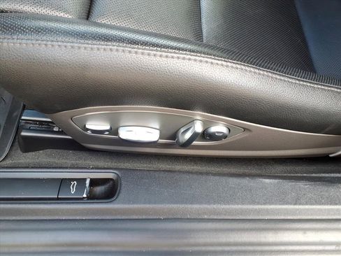 Used 2015 Porsche 911 Carrera S image 19