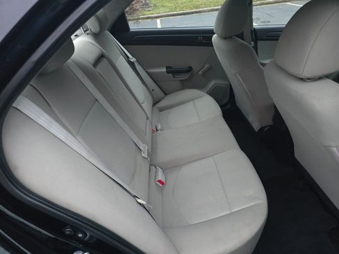 Used 2013 Kia Forte LX image 16