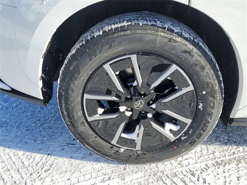 New 2026 Toyota bZ XLE image 5