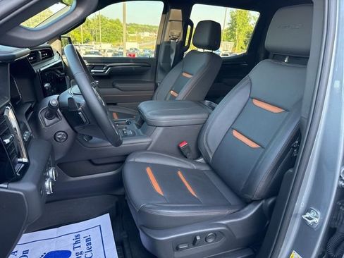 Used 2025 GMC Sierra 1500 AT4 w/ AT4 Premium Package AWD/4WD image 22