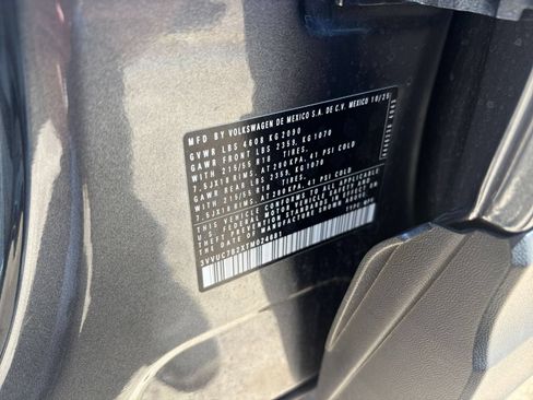 Used 2026 Volkswagen Taos SE AWD/4WD image 30