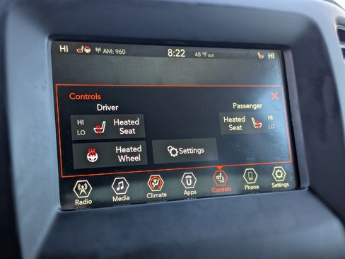 Used 2019 Jeep Compass Latitude w/ Popular Equipment Group image 4