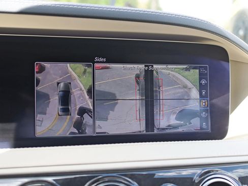 Used 2019 Mercedes-Benz S 560 Sedan image 23