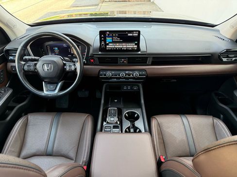Used 2023 Honda Pilot Elite image 28