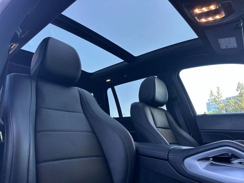 Certified 2021 Mercedes-Benz GLS 450 4MATIC image 18