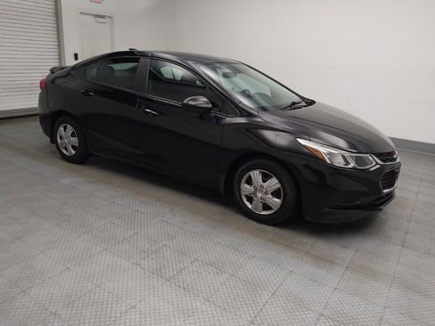 Used 2017 Chevrolet Cruze LS image 11