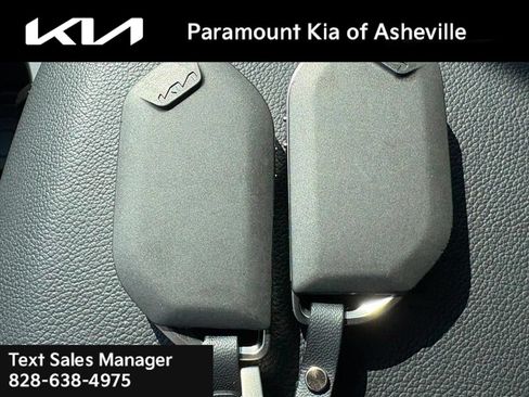 Certified 2026 Kia Sportage EX w/ EX Panoramic Sunroof Package AWD/4WD image 27
