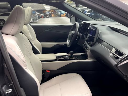 Certified 2026 Lexus RX 350h AWD/4WD image 28