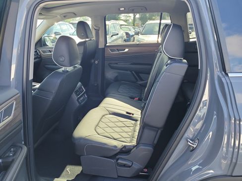 New 2026 Volkswagen Atlas SEL Premium R-Line AWD/4WD image 14
