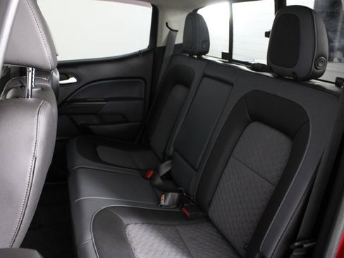 Used 2017 Chevrolet Colorado Z71 image 19