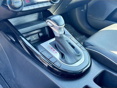 Used 2024 Kia Forte GT-Line w/ GT-Line Premium Package image 15