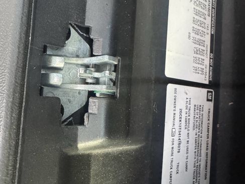 Used 2004 Chevrolet Silverado 1500 LS image 19