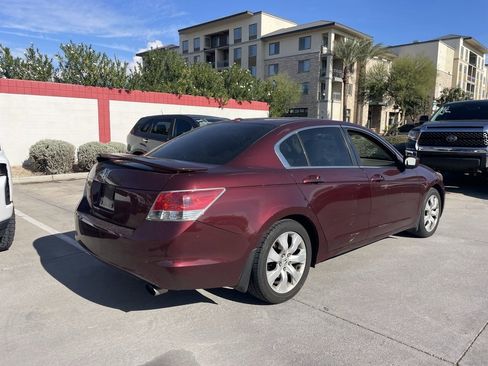 Used 2010 Honda Accord EX-L image 2