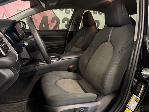 Used 2023 Toyota Camry LE image 16