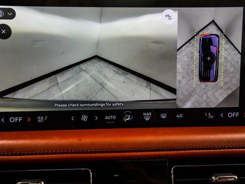 Used 2025 Lincoln Aviator Reserve w/ Illumination Package AWD/4WD image 37