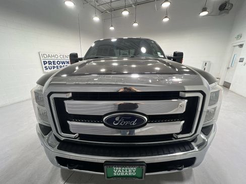 Used 2016 Ford F250 Lariat w/ Lariat Interior Package AWD/4WD image 3