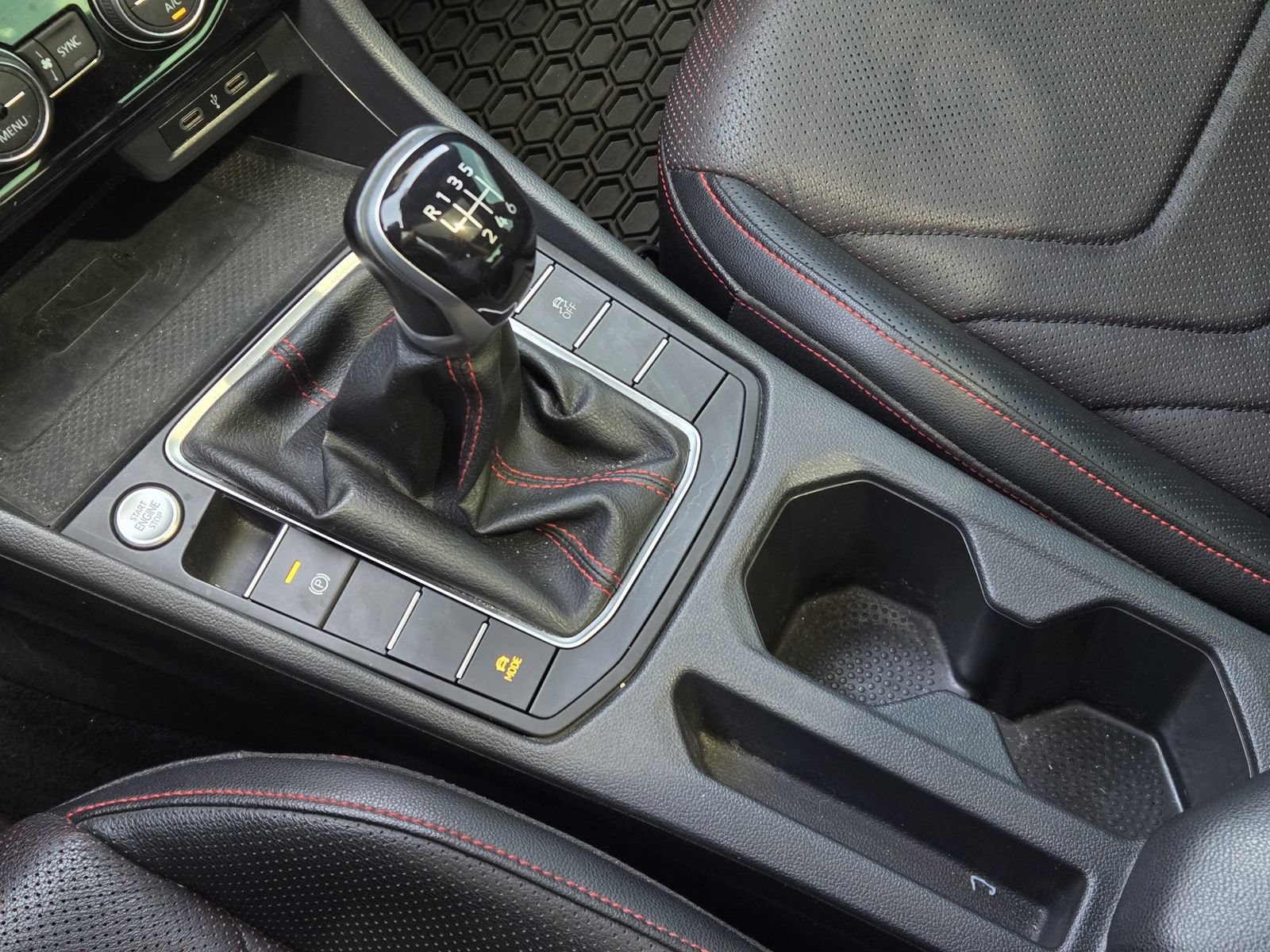 Used 2022 Volkswagen Jetta GLI Autobahn FWD image 19