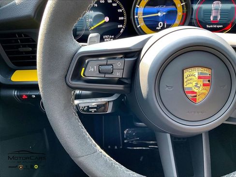 Used 2022 Porsche 911 GT3 RWD image 16