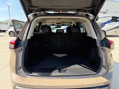 Used 2025 Nissan Rogue SV w/ Rock Creek Premium Package AWD/4WD image 27