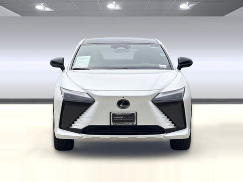 Certified 2023 Lexus RZ 450e Premium w/ Technology Package AWD/4WD image 6