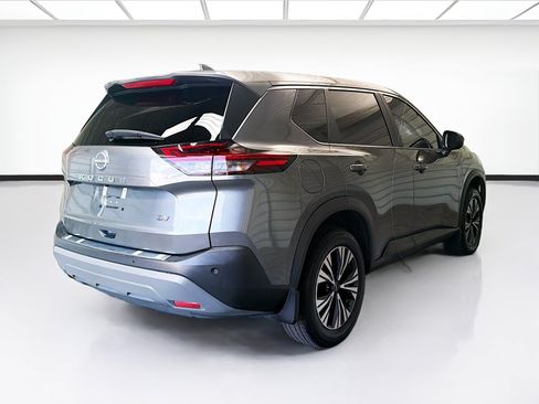 Used 2023 Nissan Rogue SV FWD image 4