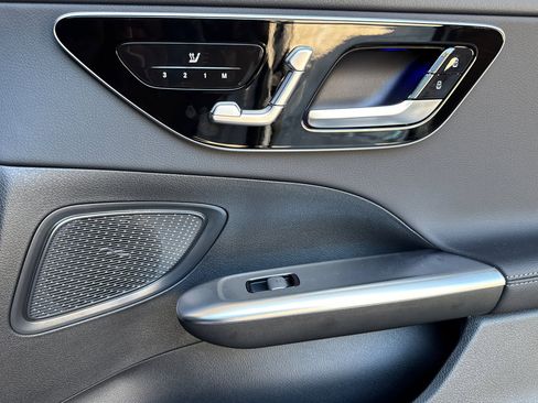 New 2025 Mercedes-Benz C 300 4MATIC Sedan image 20