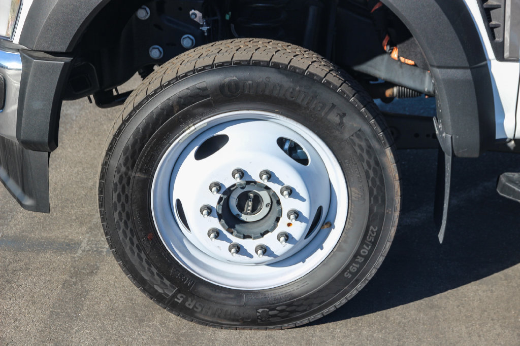 New 2026 Ford F550 4x4 SuperCab Super Duty image 14