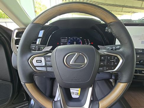 Used 2023 Lexus RX 350 Premium w/ Accessory Package AWD/4WD image 34