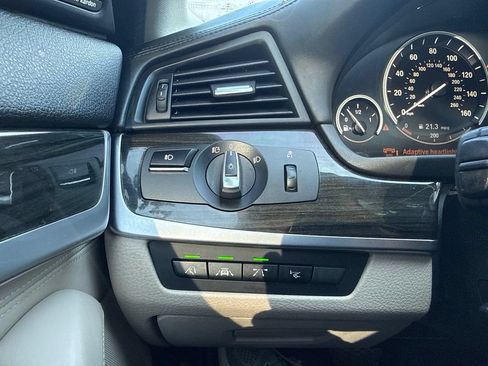 Used 2016 BMW 550i Sedan RWD image 28
