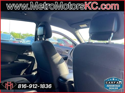 Used 2013 Chrysler 200 Touring image 32