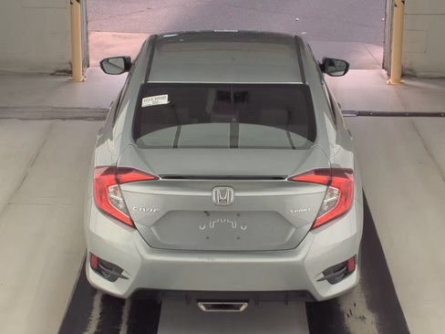 Used 2020 Honda Civic Sport image 5