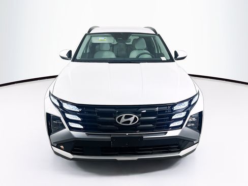 Used 2026 Hyundai Tucson SEL FWD image 2