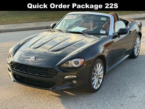 Used 2020 FIAT 124 Spider Lusso w/ Convenience Group image 9