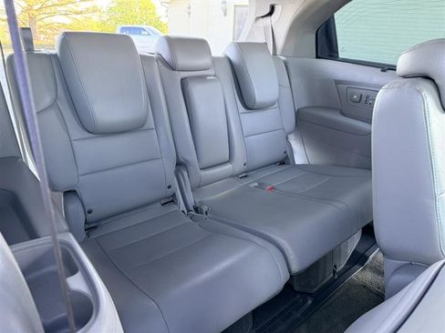 Used 2015 Honda Odyssey Touring image 19