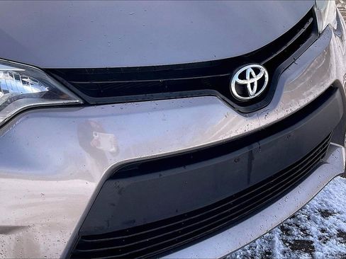 Used 2014 Toyota Corolla LE image 29