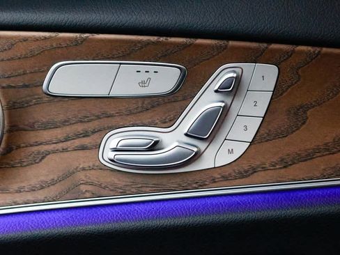 Certified 2022 Mercedes-Benz E 350 4MATIC Sedan image 18