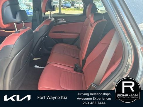 Certified 2023 Kia Sportage SX FWD image 11