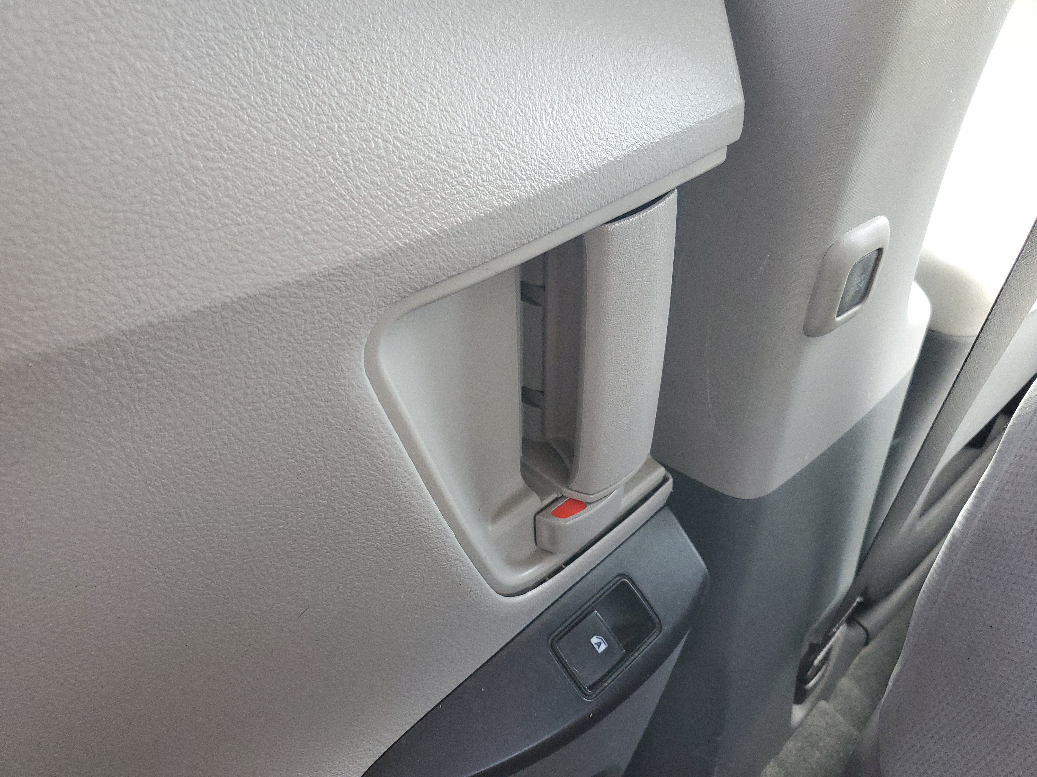 Certified 2019 Toyota Sienna LE FWD image 13