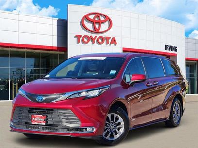 Certified 2021 Toyota Sienna XLE