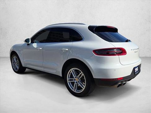 Used 2018 Porsche Macan S image 8